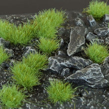 Load image into Gallery viewer, Gamers Grass 4/5mm Green Tufts